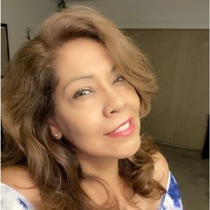 Meet your Posher, Marcelina